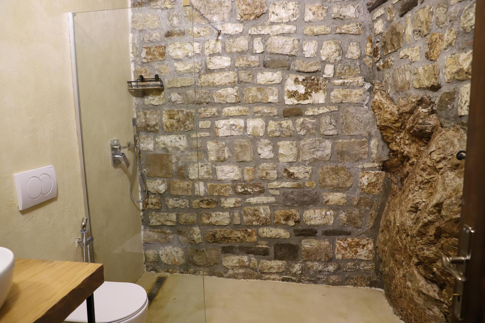 Vila Art Berat Castle Екстер'єр фото